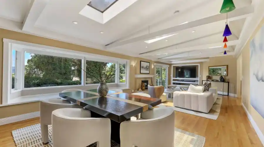 8 Felipa Ct, Tiburon, California 94920, United States, 6 Bedrooms Bedrooms, ,3.5 BathroomsBathrooms,Residential,For Sale,8 Felipa Ct,1280881