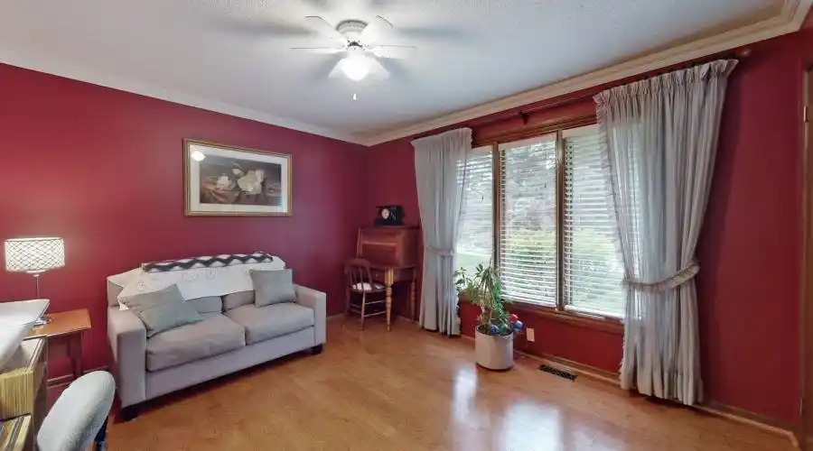 20 Arthur Hall Drive, Sharon, Ontario, Canada, 4 Bedrooms Bedrooms, 9 Rooms Rooms,3 BathroomsBathrooms,Single family home,For Sale,Arthur Hall,1290075