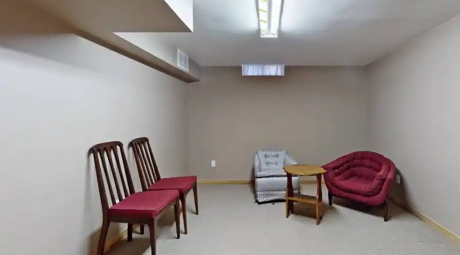 20 Arthur Hall Drive, Sharon, Ontario, Canada, 4 Bedrooms Bedrooms, 9 Rooms Rooms,3 BathroomsBathrooms,Single family home,For Sale,Arthur Hall,1290075