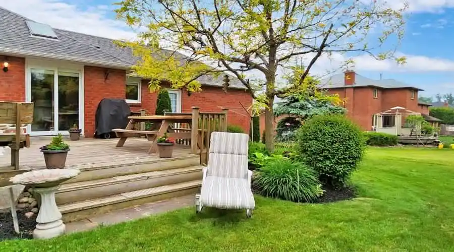 20 Arthur Hall Drive, Sharon, Ontario, Canada, 4 Bedrooms Bedrooms, 9 Rooms Rooms,3 BathroomsBathrooms,Single family home,For Sale,Arthur Hall,1290075