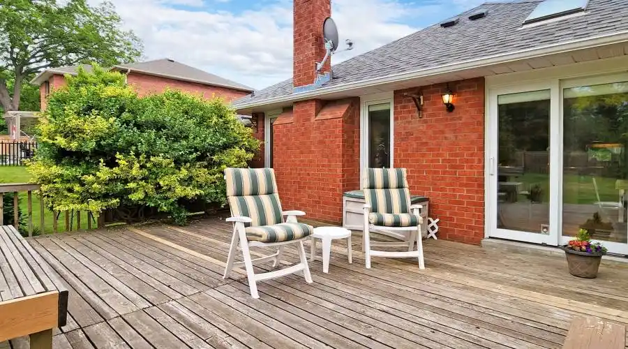 20 Arthur Hall Drive, Sharon, Ontario, Canada, 4 Bedrooms Bedrooms, 9 Rooms Rooms,3 BathroomsBathrooms,Single family home,For Sale,Arthur Hall,1290075