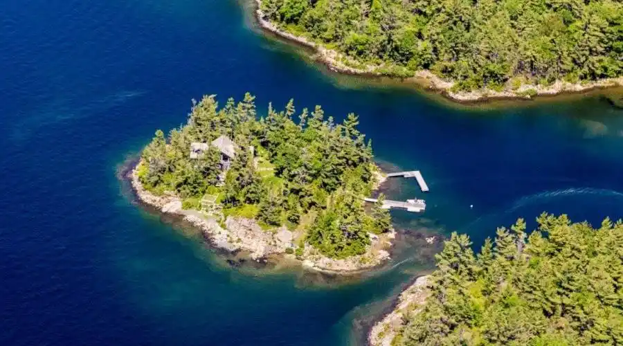 1 B 486 Island Isle of Rest S, The Archipelago, Ontario, Canada, 2 Bedrooms Bedrooms, 7 Rooms Rooms,2 BathroomsBathrooms,Residential,For Sale,1 B 486 Island Isle of Rest S,1299492