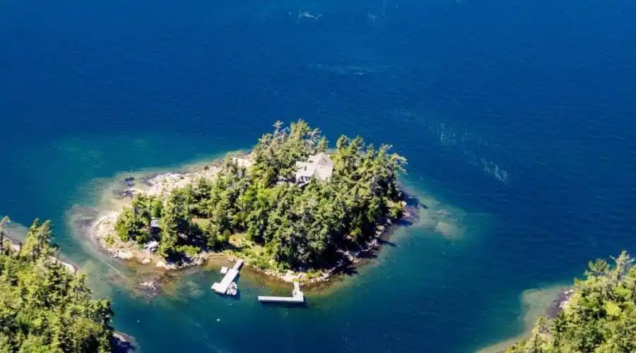 1 B 486 Island Isle of Rest S, The Archipelago, Ontario, Canada, 2 Bedrooms Bedrooms, 7 Rooms Rooms,2 BathroomsBathrooms,Residential,For Sale,1 B 486 Island Isle of Rest S,1299492
