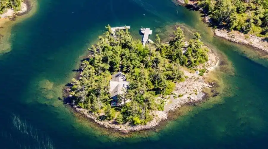 1 B 486 Island Isle of Rest S, The Archipelago, Ontario, Canada, 2 Bedrooms Bedrooms, 7 Rooms Rooms,2 BathroomsBathrooms,Residential,For Sale,1 B 486 Island Isle of Rest S,1299492
