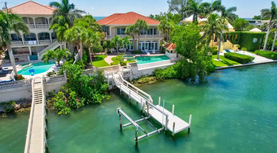 1704 Casey Key Rd, Florida 34275, United States, 3 Bedrooms Bedrooms, 5 Rooms Rooms,4 BathroomsBathrooms,Residential,For Sale,Casey Key,1302261