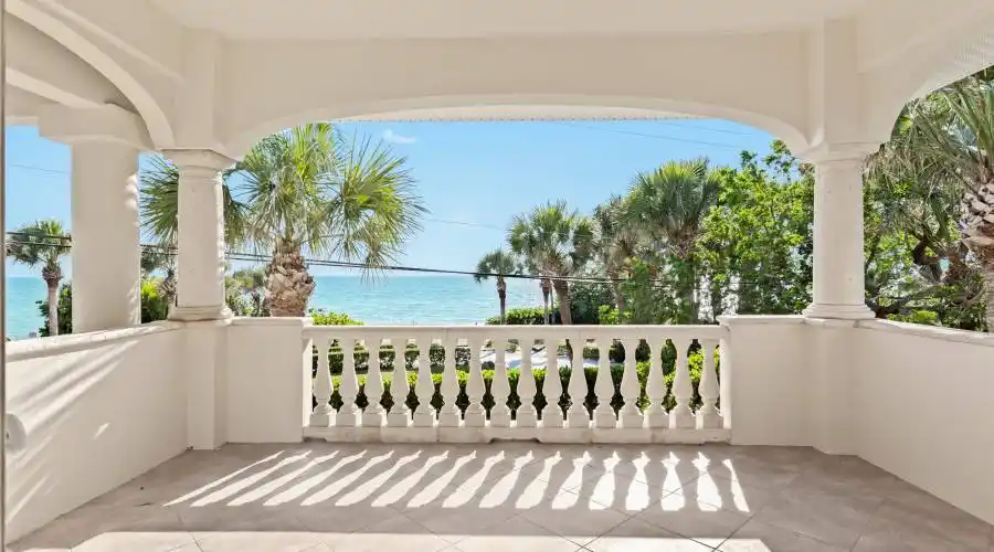 1704 Casey Key Rd, Florida 34275, United States, 3 Bedrooms Bedrooms, 5 Rooms Rooms,4 BathroomsBathrooms,Residential,For Sale,Casey Key,1302261