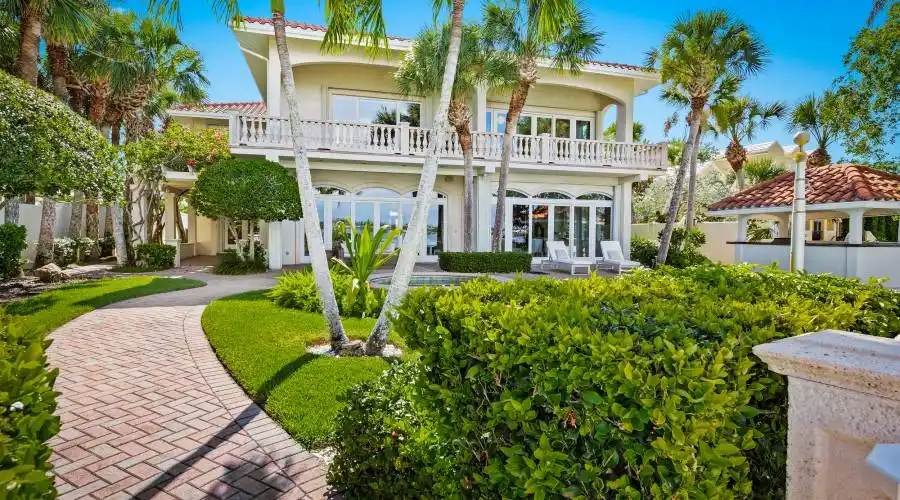 1704 Casey Key Rd, Florida 34275, United States, 3 Bedrooms Bedrooms, 5 Rooms Rooms,4 BathroomsBathrooms,Residential,For Sale,Casey Key,1302261