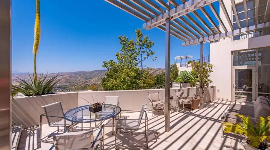 1073 Box Canyon Rd, SIMI VALLEY, California 93063, United States, 5 Bedrooms Bedrooms, 8 Rooms Rooms,9 BathroomsBathrooms,Residential,For Sale,Box Canyon,1310400
