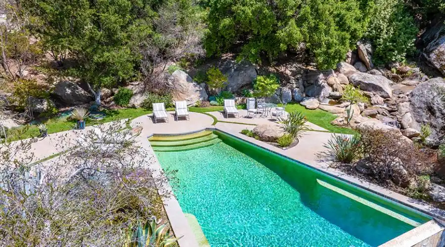 1073 Box Canyon Rd, SIMI VALLEY, California 93063, United States, 5 Bedrooms Bedrooms, 8 Rooms Rooms,9 BathroomsBathrooms,Residential,For Sale,Box Canyon,1310400