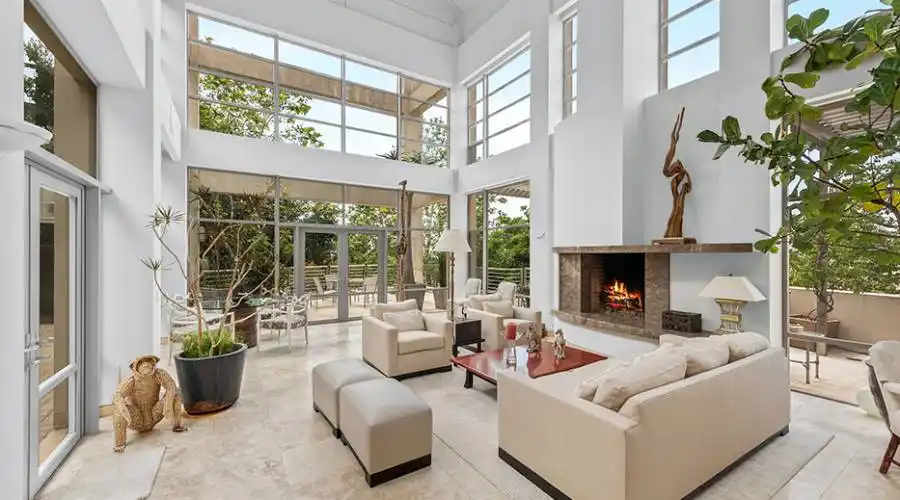 1073 Box Canyon Rd, SIMI VALLEY, California 93063, United States, 5 Bedrooms Bedrooms, 8 Rooms Rooms,9 BathroomsBathrooms,Residential,For Sale,Box Canyon,1310400