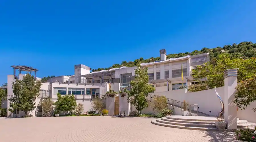 1073 Box Canyon Rd, SIMI VALLEY, California 93063, United States, 5 Bedrooms Bedrooms, 8 Rooms Rooms,9 BathroomsBathrooms,Residential,For Sale,Box Canyon,1310400