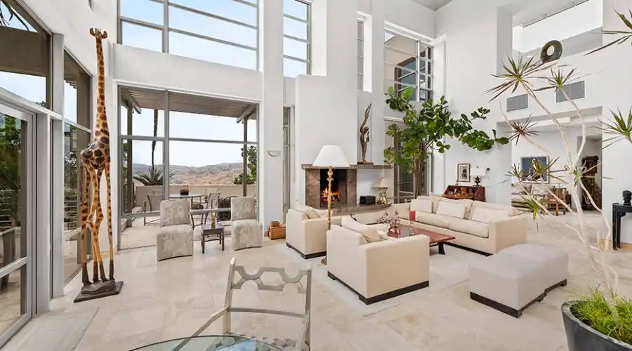 1073 Box Canyon Rd, SIMI VALLEY, California 93063, United States, 5 Bedrooms Bedrooms, 8 Rooms Rooms,9 BathroomsBathrooms,Residential,For Sale,Box Canyon,1310400