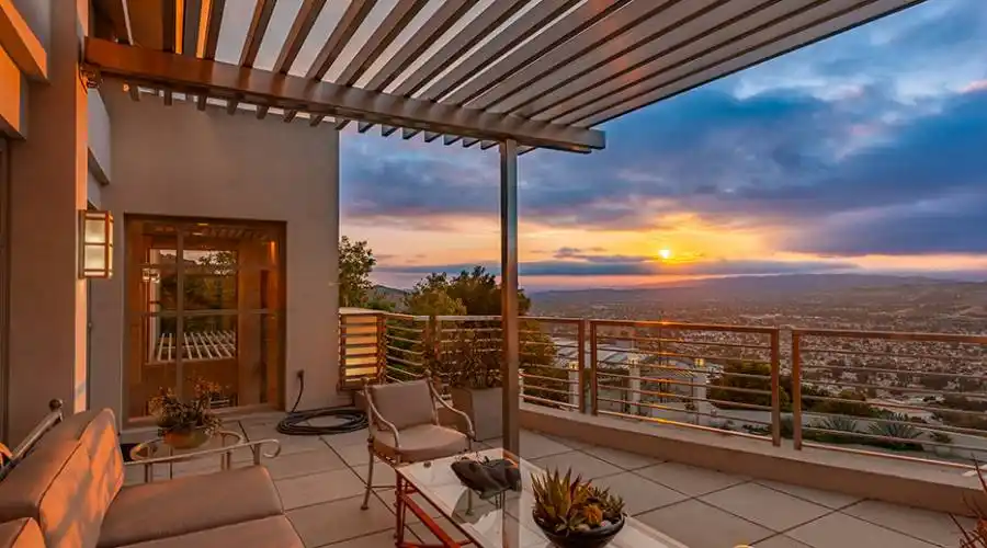 1073 Box Canyon Rd, SIMI VALLEY, California 93063, United States, 5 Bedrooms Bedrooms, 8 Rooms Rooms,9 BathroomsBathrooms,Residential,For Sale,Box Canyon,1310400