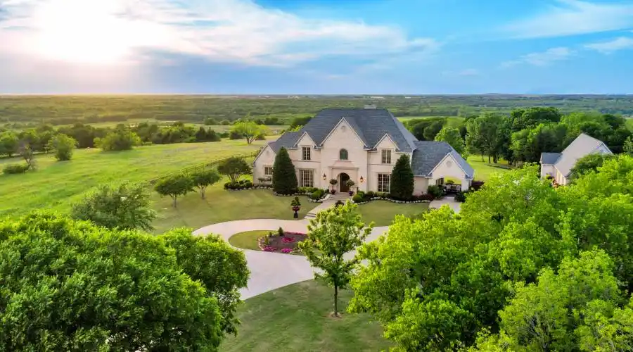950 Sugar Ridge Road, Ennis, Texas 75119, United States, 4 Bedrooms Bedrooms, ,4 BathroomsBathrooms,Residential,For Sale,950 Sugar Ridge Road,1315899