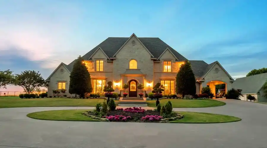 950 Sugar Ridge Road, Ennis, Texas 75119, United States, 4 Bedrooms Bedrooms, ,4 BathroomsBathrooms,Residential,For Sale,950 Sugar Ridge Road,1315899