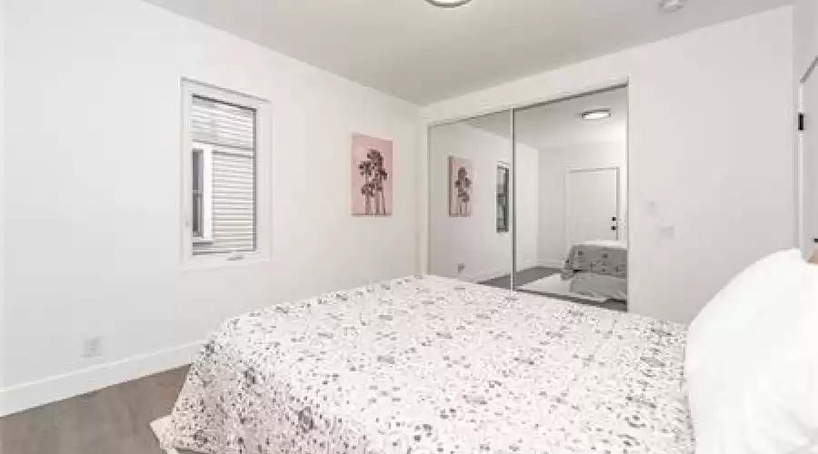 1428-1430 Magnolia Ave, Los Angeles, California, 90006, United States, 6 Bedrooms Bedrooms, ,4 BathroomsBathrooms,Residential,For Sale,1428-1430 Magnolia Ave,1322894