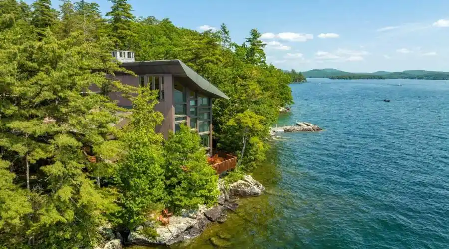 20 Wyman Dr, Wolfeboro, New Hampshire, 03894, United States, 7 Bedrooms Bedrooms, ,8 BathroomsBathrooms,Residential,For Sale,20 Wyman Dr,1324035