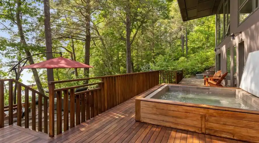 20 Wyman Dr, Wolfeboro, New Hampshire, 03894, United States, 7 Bedrooms Bedrooms, ,8 BathroomsBathrooms,Residential,For Sale,20 Wyman Dr,1324035