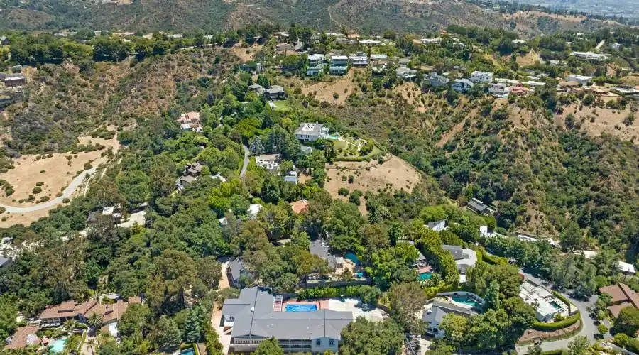 9669 Oak Pass Rd, Beverly Hills, California, United States, 8 Bedrooms Bedrooms, ,13 BathroomsBathrooms,Residential,For Sale,Oak Pass,1325405