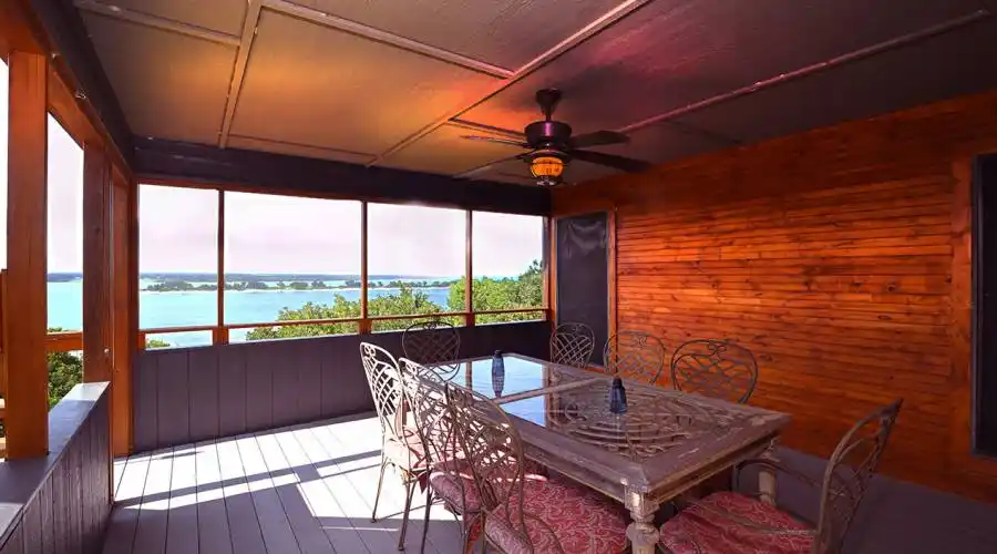 200 Waterview Lane, Pottsboro, Texas 75076, United States, 4 Bedrooms Bedrooms, ,4 BathroomsBathrooms,Residential,For Sale,200 Waterview Lane,1328157