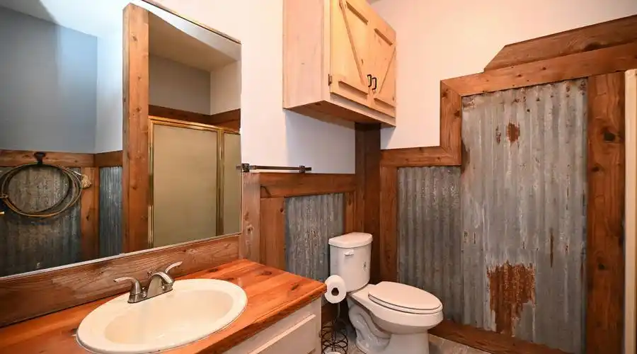 200 Waterview Lane, Pottsboro, Texas 75076, United States, 4 Bedrooms Bedrooms, ,4 BathroomsBathrooms,Residential,For Sale,200 Waterview Lane,1328157