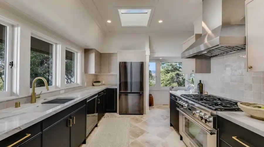 104 Golden Gate Avenue, Belvedere, California 94920, United States, 4 Bedrooms Bedrooms, ,5.5 BathroomsBathrooms,Residential,For Sale,104 Golden Gate Avenue,1330708
