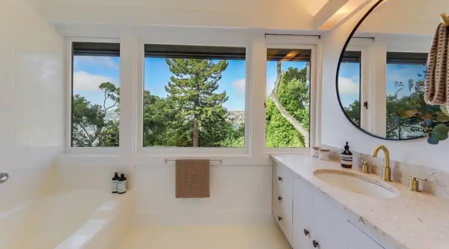 104 Golden Gate Avenue, Belvedere, California 94920, United States, 4 Bedrooms Bedrooms, ,5.5 BathroomsBathrooms,Residential,For Sale,104 Golden Gate Avenue,1330708