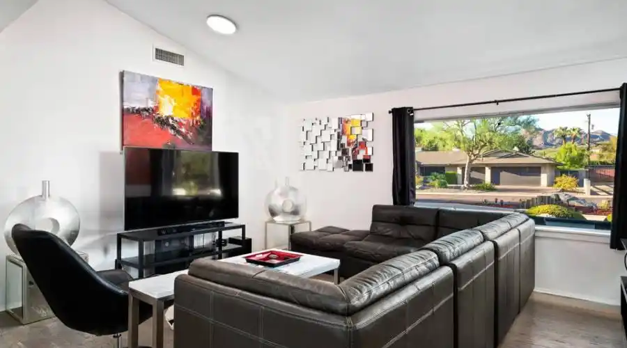 4021 E MONTEBELLO AVE, Phoenix, Arizona 85018, United States, 4 Bedrooms Bedrooms, ,3 BathroomsBathrooms,Residential,For Sale,1338051
