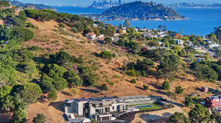 5 Trestle Glen Terrace, Tiburon, California 94920, United States, 5 Bedrooms Bedrooms, ,6.5 BathroomsBathrooms,Residential,For Sale,5 Trestle Glen Terrace,1340038