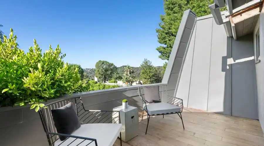 9625 Oak Pass Rd, Beverly Hills, California, United States, 4 Bedrooms Bedrooms, ,4 BathroomsBathrooms,Residential,For Sale,Oak Pass,1362705