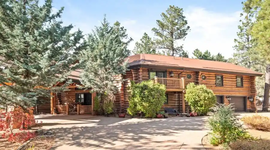 3905 Doc Raymond, Flagstaff, Arizona 86005, United States, 4 Bedrooms Bedrooms, ,3.5 BathroomsBathrooms,Residential,For Sale,1393840