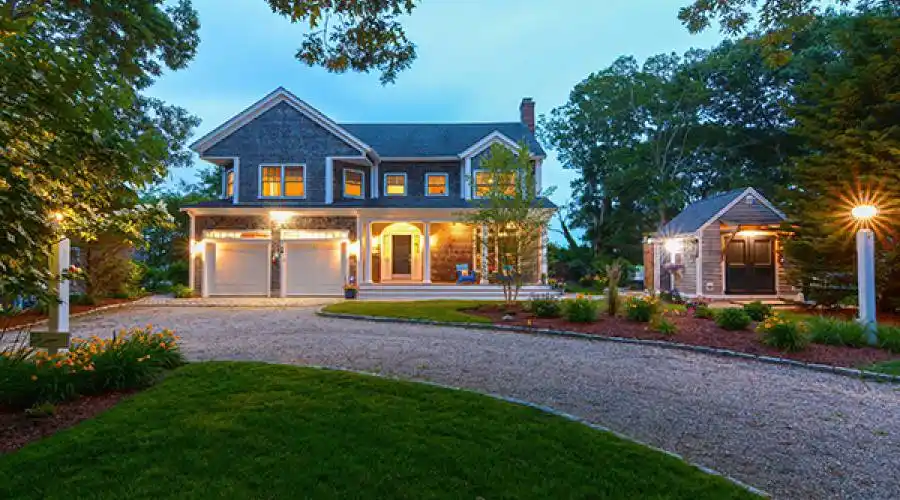 39 Miami Avenue, Falmouth, Massachusetts 02540, United States, 5 Bedrooms Bedrooms, ,Residential,For Sale,39 Miami Avenue,1394592