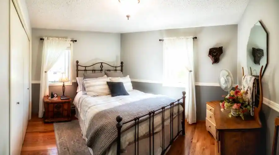 1204 Lane 13, Worland, Wyoming 82401, United States, 4 Bedrooms Bedrooms, 10 Rooms Rooms,2 BathroomsBathrooms,Single family home,For Sale,Lane 13,1395802