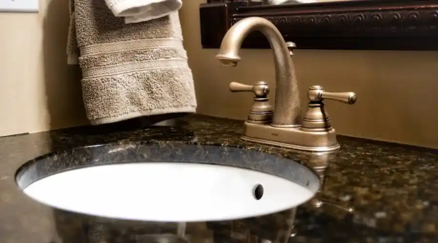 1204 Lane 13, Worland, Wyoming 82401, United States, 4 Bedrooms Bedrooms, 10 Rooms Rooms,2 BathroomsBathrooms,Single family home,For Sale,Lane 13,1395802