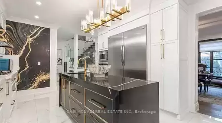 1540 Mississauga Rd, Mississauga, Ontario, L5H 2K1, Canada, 5 Bedrooms Bedrooms, ,6 BathroomsBathrooms,Residential,For Sale,1401519