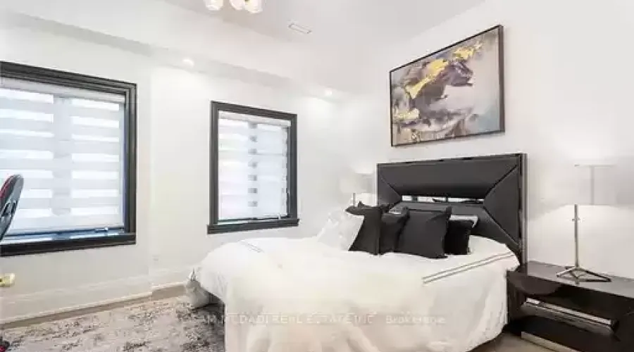 1540 Mississauga Rd, Mississauga, Ontario, L5H 2K1, Canada, 5 Bedrooms Bedrooms, ,6 BathroomsBathrooms,Residential,For Sale,1401519