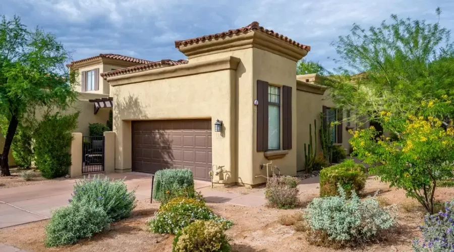 9270 E THOMPSON PEAK PKWY 374, Scottsdale, Arizona 85255, United States, 2 Bedrooms Bedrooms, ,1.5 BathroomsBathrooms,Residential,For Sale,1402638
