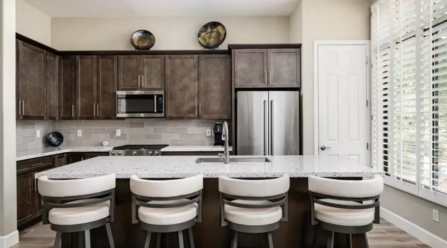 9270 E THOMPSON PEAK PKWY 374, Scottsdale, Arizona 85255, United States, 2 Bedrooms Bedrooms, ,1.5 BathroomsBathrooms,Residential,For Sale,1402638