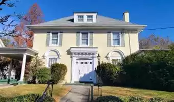Addesleigh Park, New York, 11434, United States, 9 Bedrooms Bedrooms, ,5 BathroomsBathrooms,Residential,For Sale,1407209