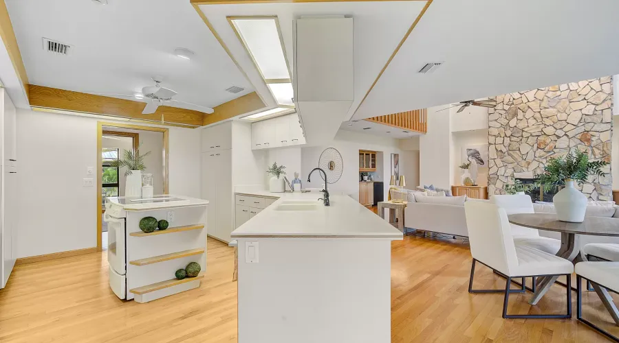 1172 HORIZON VIEW Drive, Sarasota, Florida, United States, 4 Bedrooms Bedrooms, 5 Rooms Rooms,3 BathroomsBathrooms,Residential,For Sale,HORIZON VIEW ,1411862