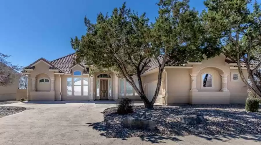 2050 SUMMIT CREST DR, Kerrville, Texas, 78028-8921, United States, 4 Bedrooms Bedrooms, ,4 BathroomsBathrooms,Residential,For Sale,2050 SUMMIT CREST DR,1413405