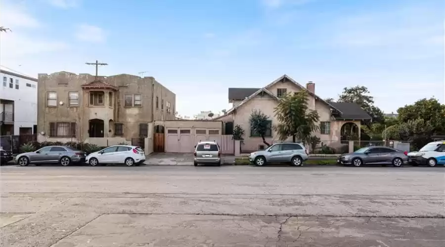 4214 Rosewood Avenue, LOS ANGELES, California, 90004, United States, ,Residential,For Sale,4214 Rosewood Avenue,1417081