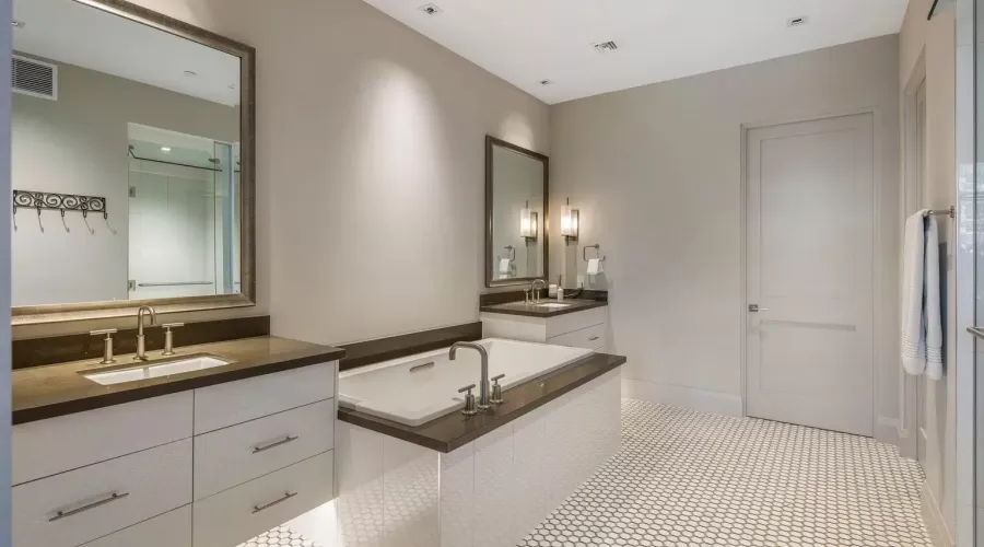 18720 N. 101st Street, Scottsdale, Arizona 85255, United States, 1 Bedroom Bedrooms, ,2.5 BathroomsBathrooms,Condo,For Sale,N. 101st ,1420161