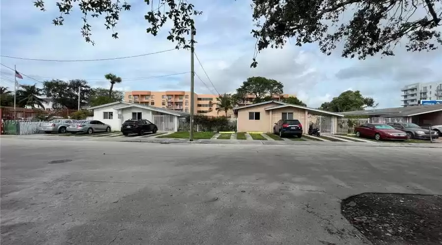 1721 SW 5th St, Miami, Florida, 33135, United States, ,Residential,For Sale,1721 SW 5th St,1425078