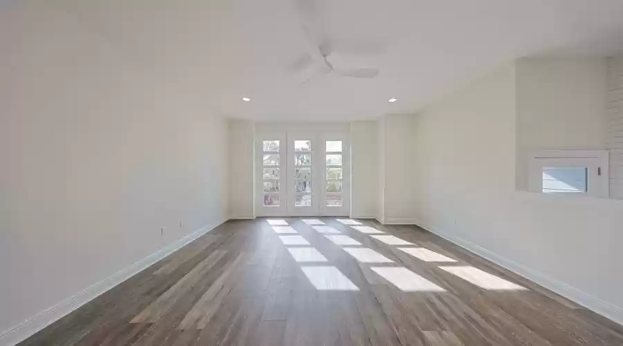 203 Danube Ave # 3, Tampa, Florida, 33606, United States, 3 Bedrooms Bedrooms, ,4 BathroomsBathrooms,Residential,For Sale,203 Danube Ave # 3,1430308