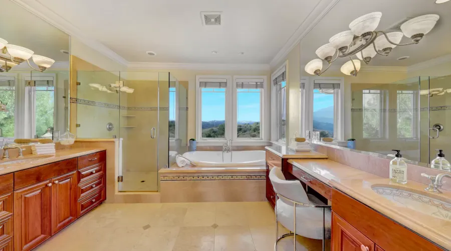 102 Via Los Altos, Tiburon, California 94920, United States, 5 Bedrooms Bedrooms, ,4.5 BathroomsBathrooms,Residential,For Sale,102 Via Los Altos,1450158