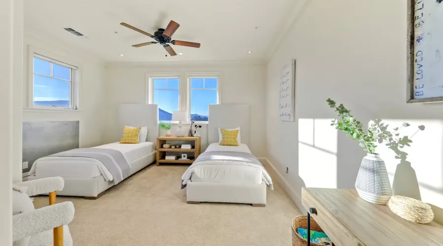 102 Via Los Altos, Tiburon, California 94920, United States, 5 Bedrooms Bedrooms, ,4.5 BathroomsBathrooms,Residential,For Sale,102 Via Los Altos,1450158