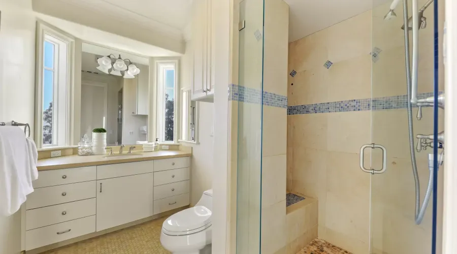 102 Via Los Altos, Tiburon, California 94920, United States, 5 Bedrooms Bedrooms, ,4.5 BathroomsBathrooms,Residential,For Sale,102 Via Los Altos,1450158