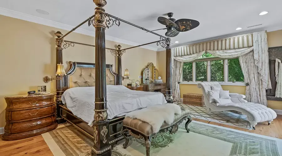 8 Hemlock Road, Asheville, North Carolina, 28803, United States, 4 Bedrooms Bedrooms, ,5 BathroomsBathrooms,Residential,For Sale,8 Hemlock Road,1457561