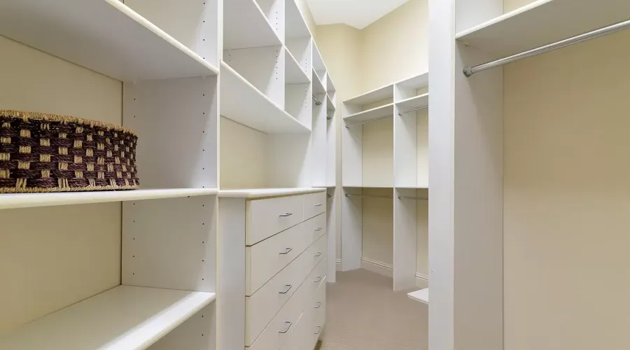 60 lighthouse PT Drive, Longboat Key, Florida, 34228, United States, 5 Bedrooms Bedrooms, 10 Rooms Rooms,6 BathroomsBathrooms,Residential,For Sale,lighthouse PT,1459580